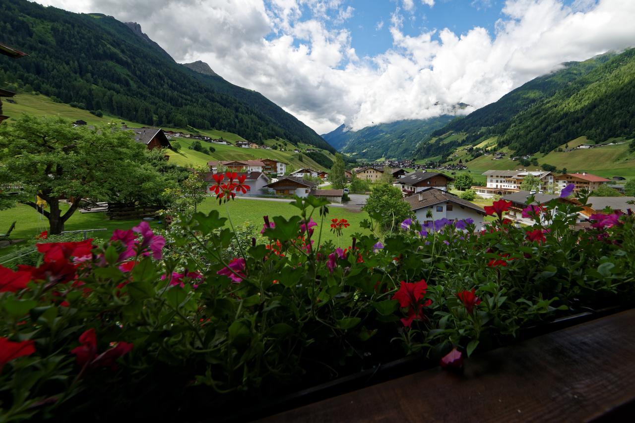 Fleckhof Hotel Neustift im Stubaital Luaran gambar